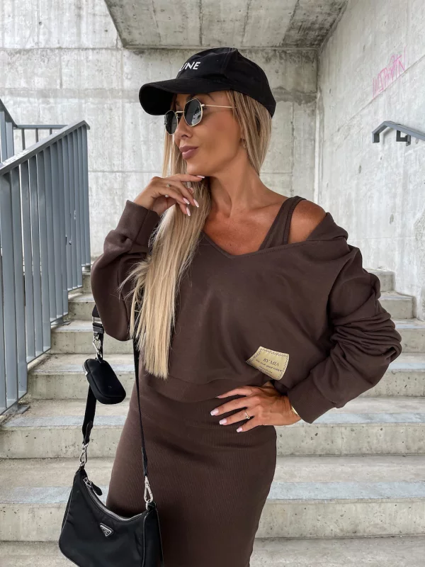 GR | Women's Midi Bodycon Dress & Sweatshirt Outfit 