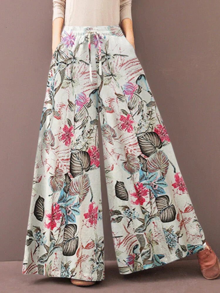 GR | Chic, relaxed trousers with a floral pattern