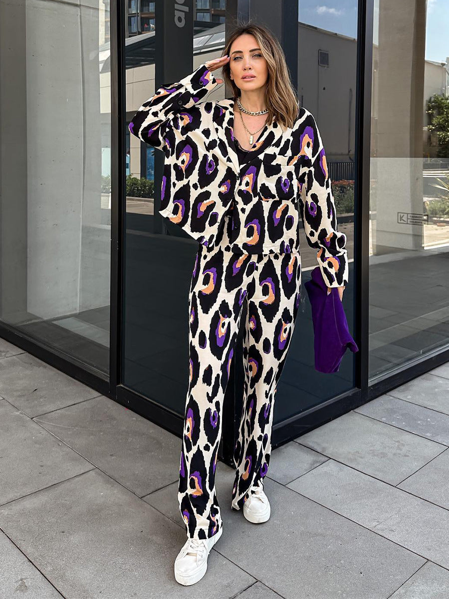 GR leisure suit with short long sleeves and high waist, wide trousers