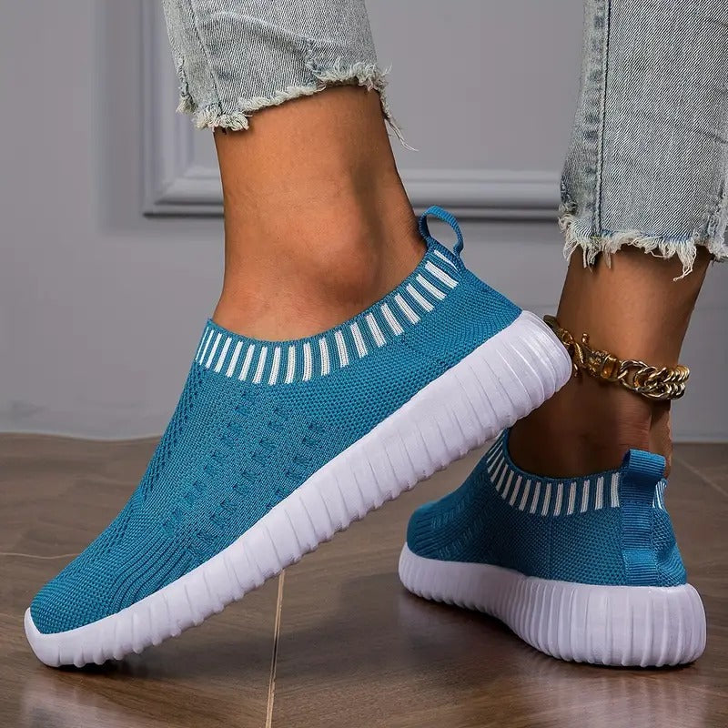 GR | Breathable women's sneakers with reinforced footbed