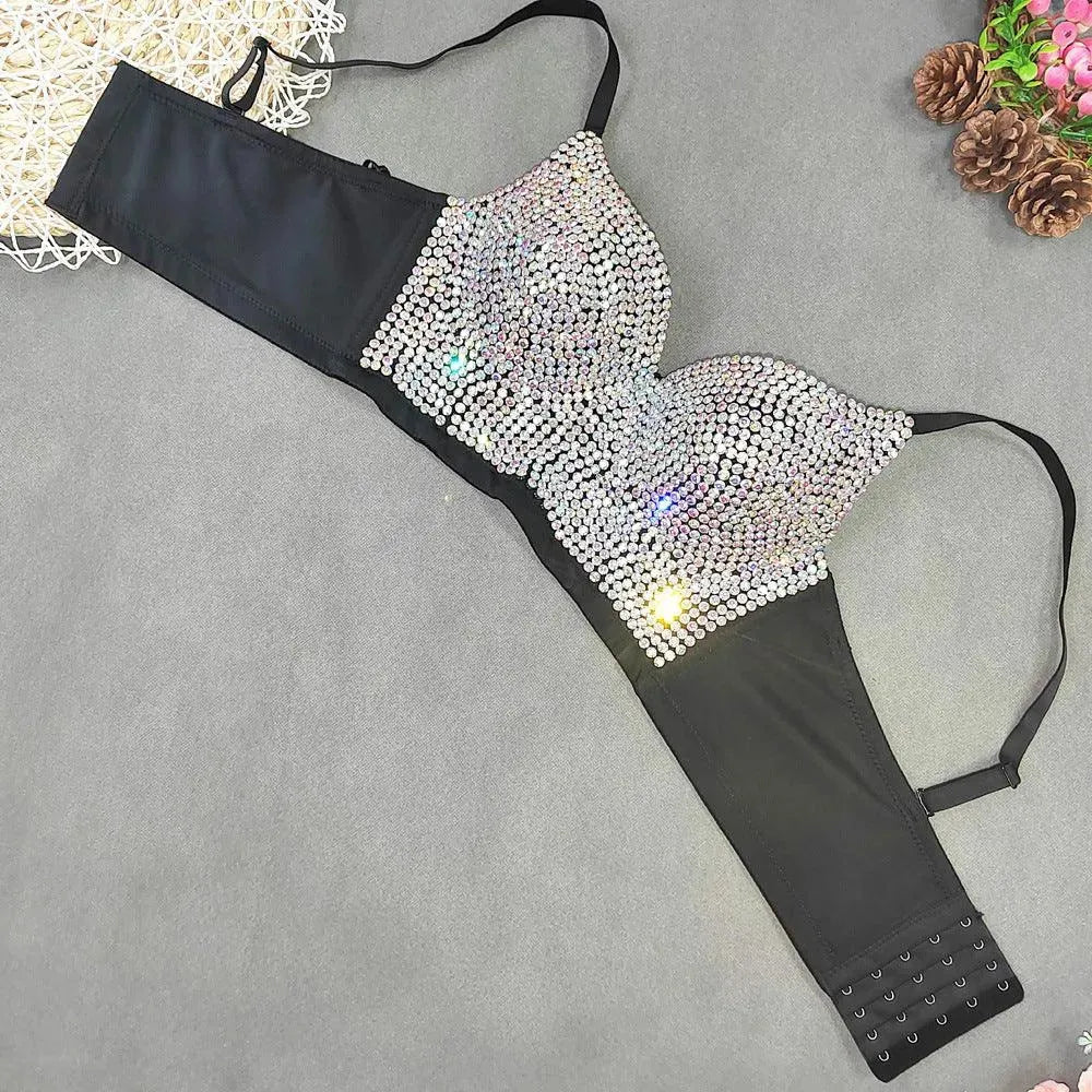 GR | Sexy V-neck bustier-style top with subtle diamonds
