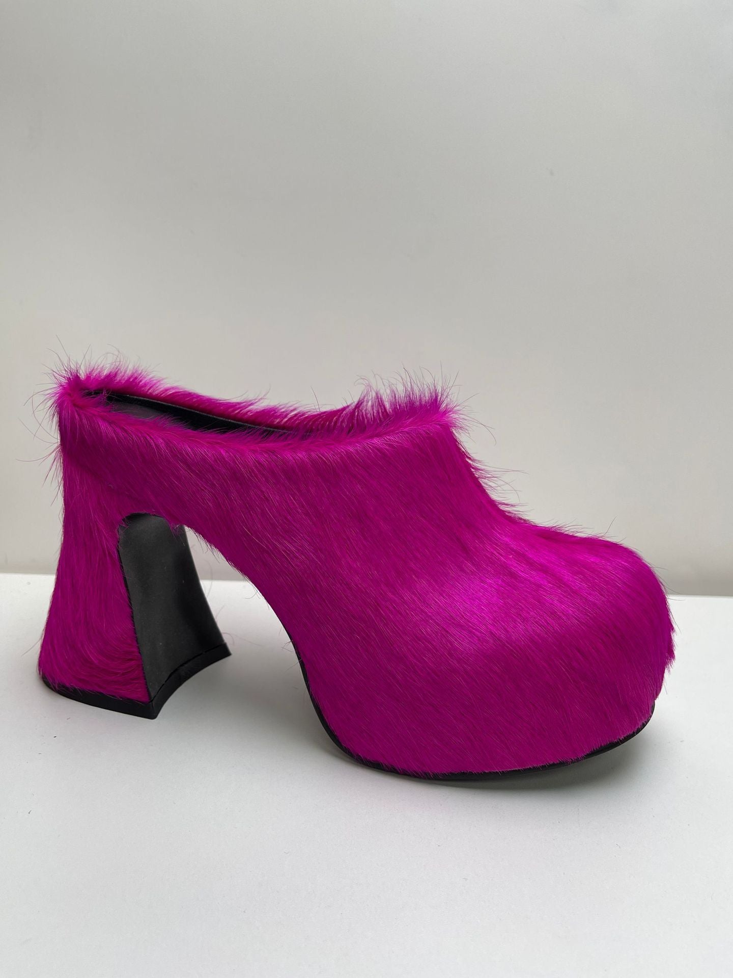 GR | Closed Toe Horsehair Chunky Heel Waterproof Platform Slippers