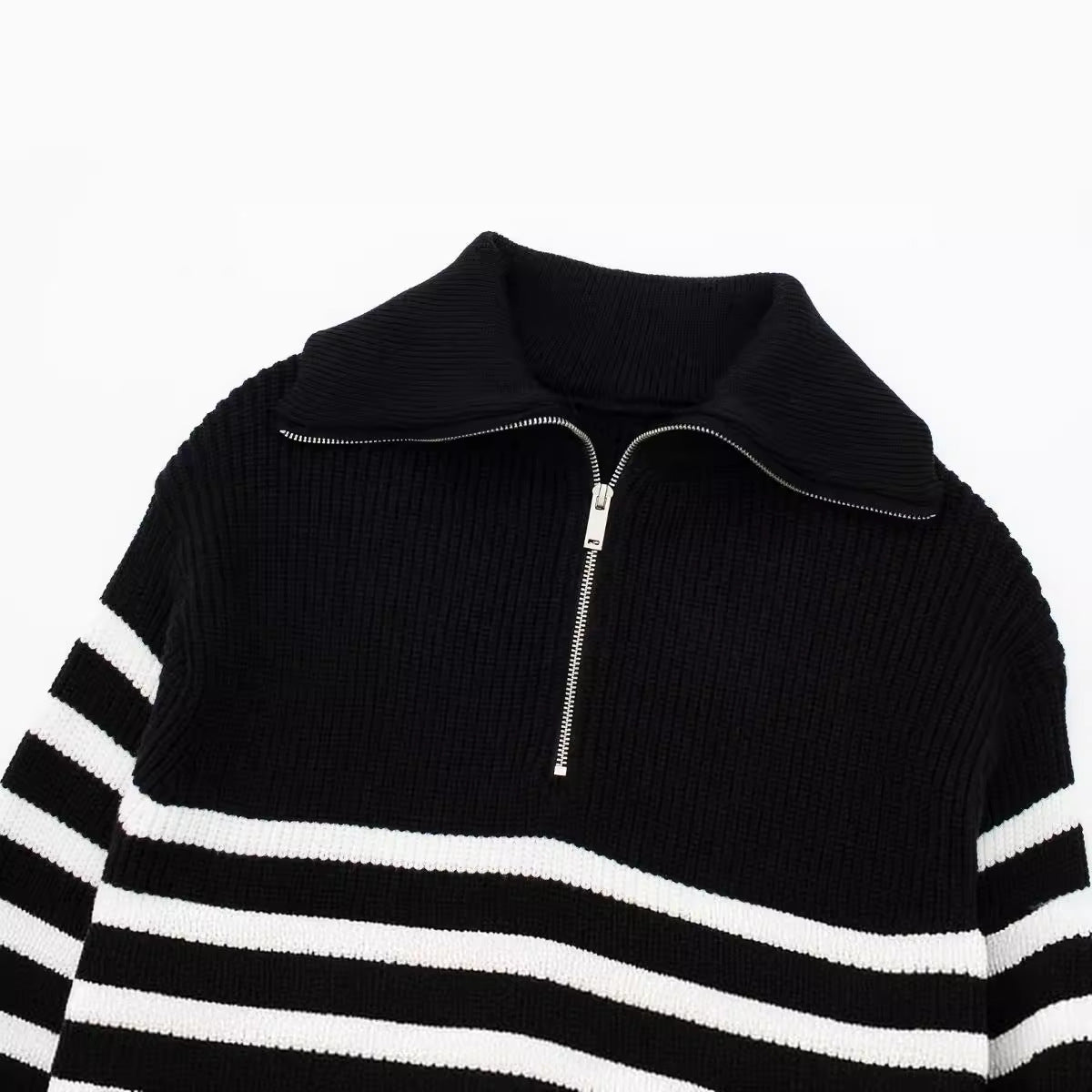 GR | All Match Wool Sweater with Open Collar