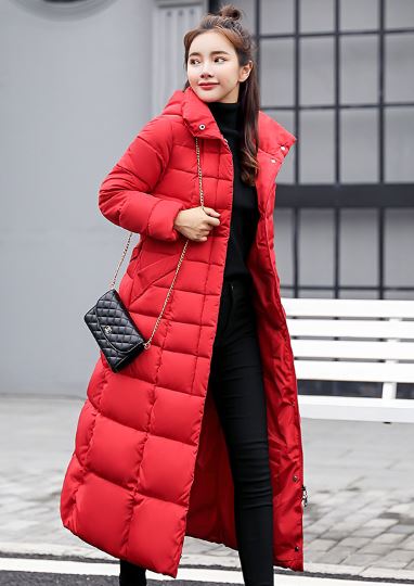 Long coat with fur collar