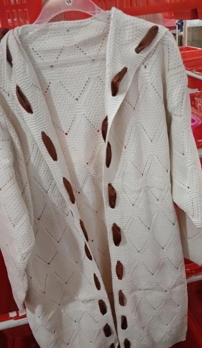 GR | Modische Strickjacke mit Kapuze