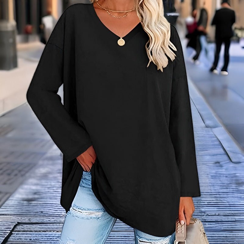 GR - Your trendy long-sleeved shirt with a V-neck for comfort