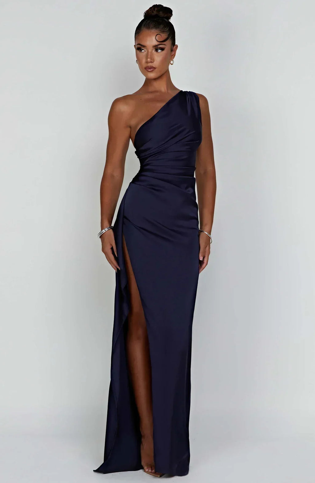 GR | Elegant One Shoulder Satin Split Dress