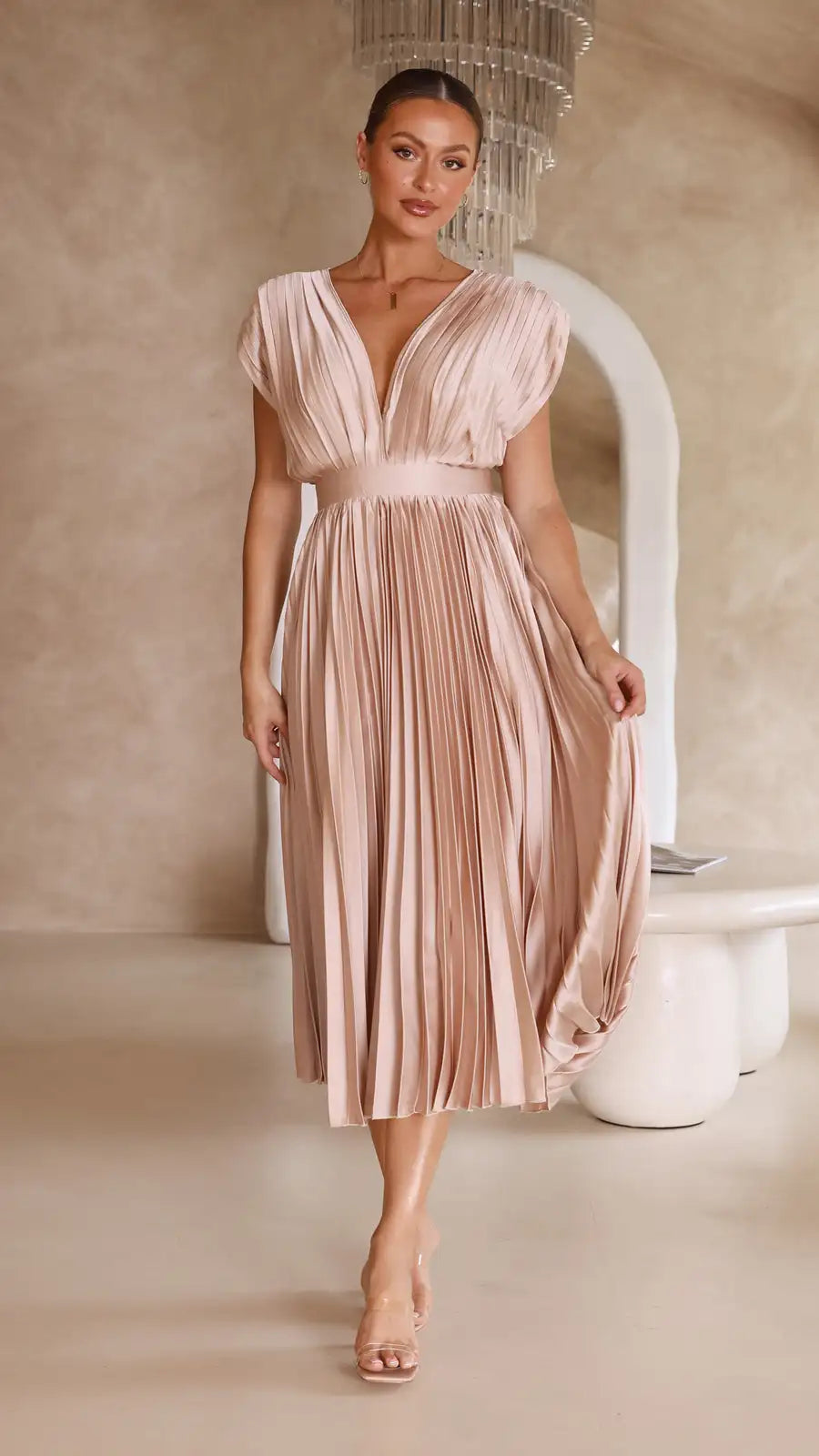 GR | Faltendes Plunge Midi Kleid