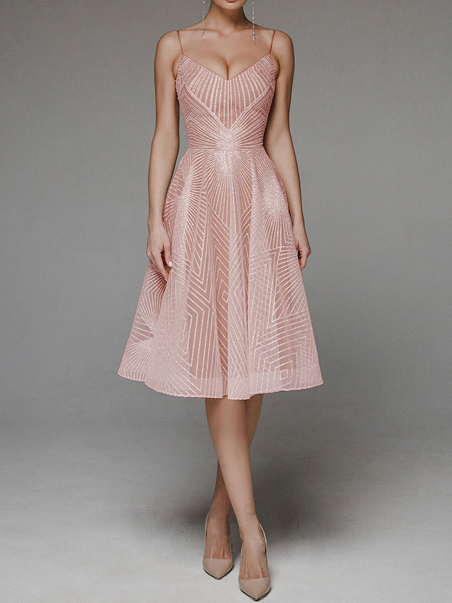 GR | Sommerliches Trägerkleid Mit Stickerei