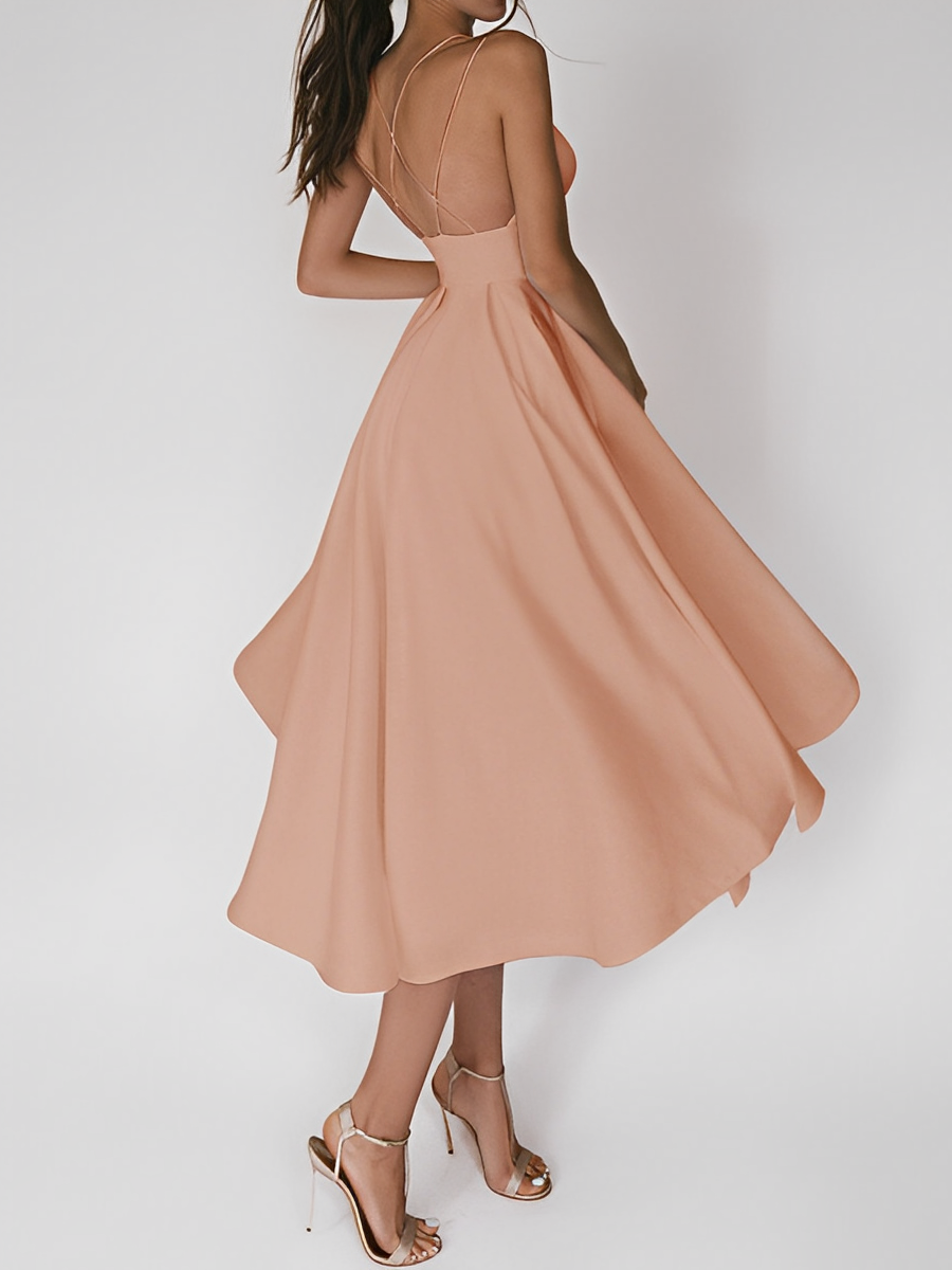 GR | A light dress with delicate spaghetti straps 