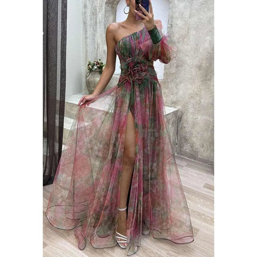 GR | Long party dress with off-the-shoulder, split print.