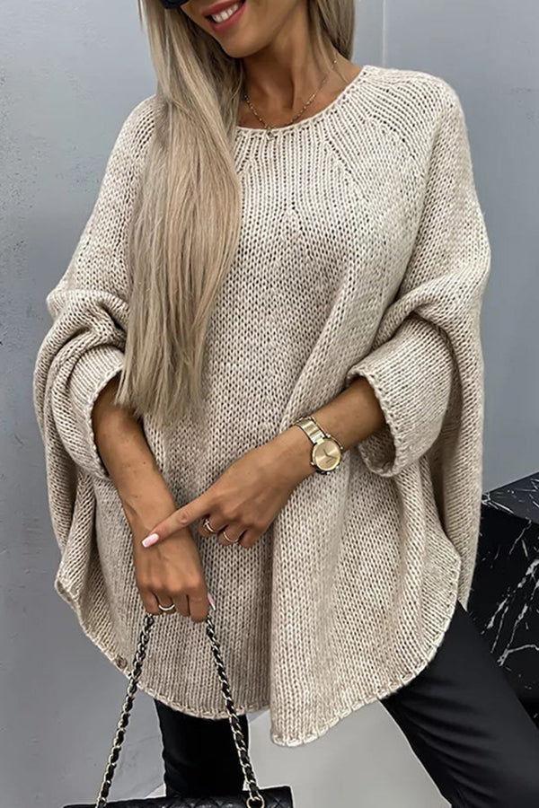 Comfortable knitted sweater with a round neckline