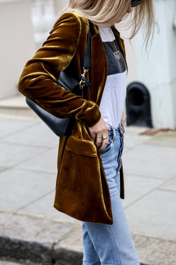 GR | Velvet blazer with a chic tailored cut for women