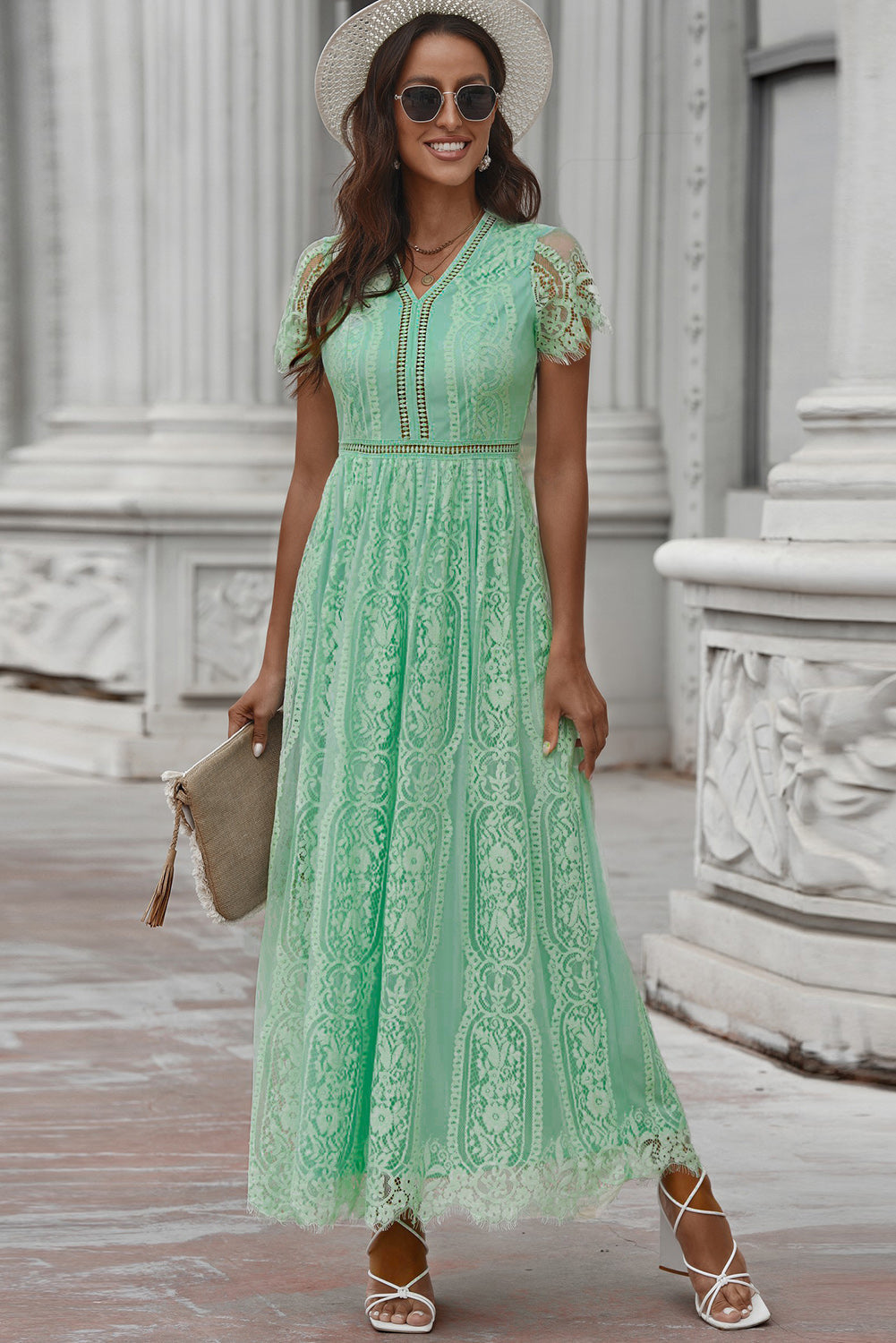 GR | Lace Plunge Kleid Mit Gewelltem Saum