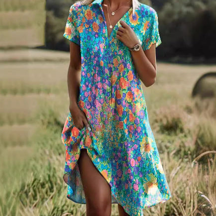 GR | Kurzärmeliges Grünes Minikleid Mit Punkten