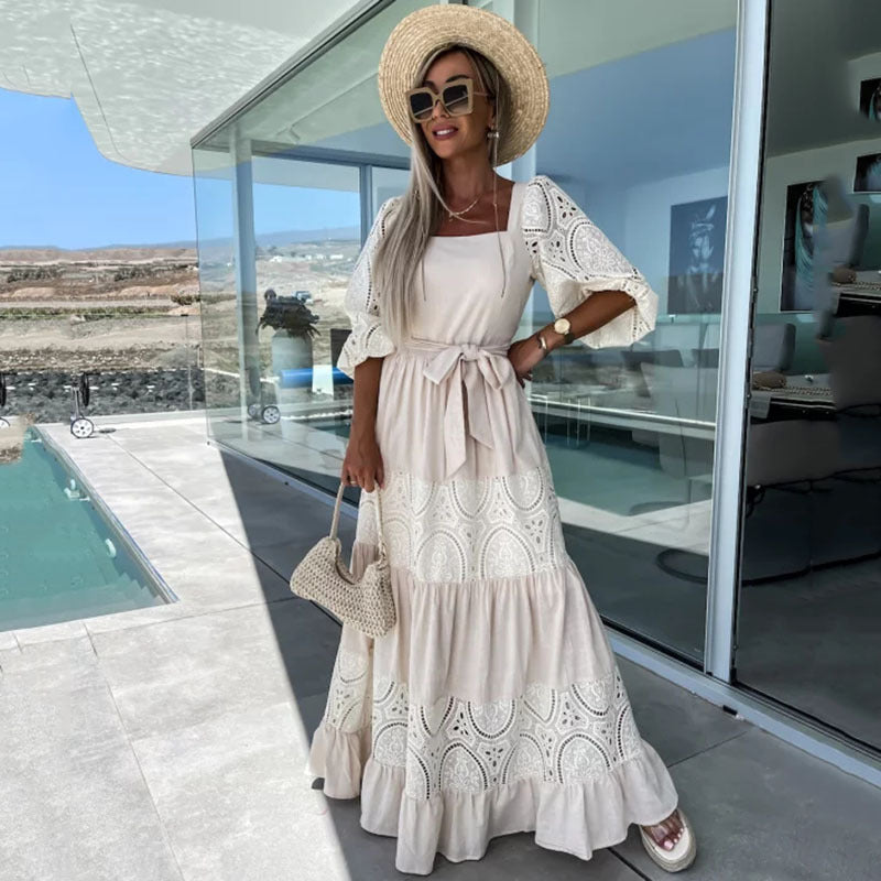 GR | Casual, loose dress with lacing and lace embroidery