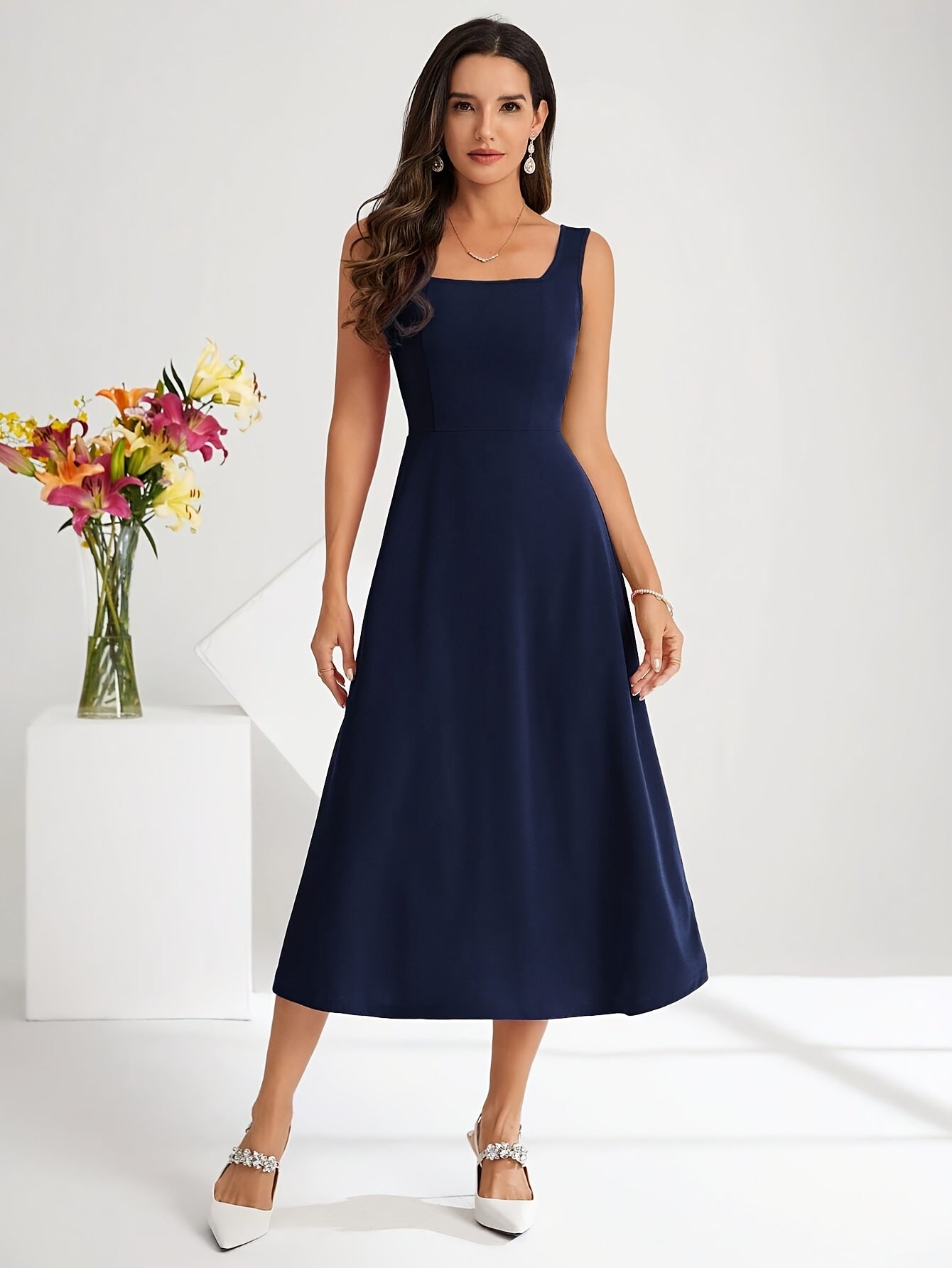 GR | Elegant dress with straps, dark blue color