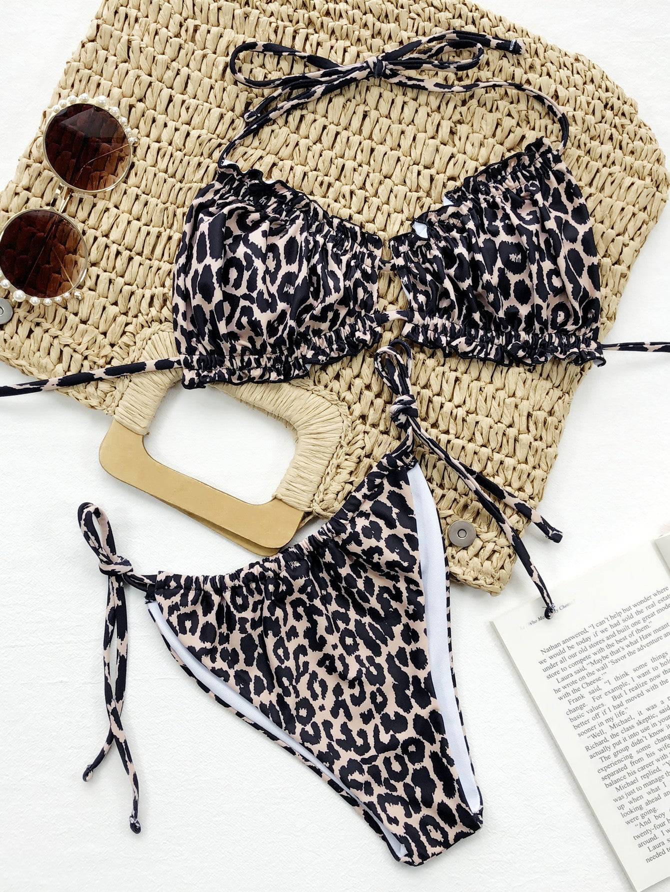 GR | Ruffled halterneck bikini set