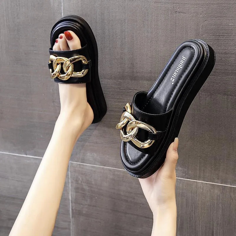 GR | Sandals women with platform and golden chain
