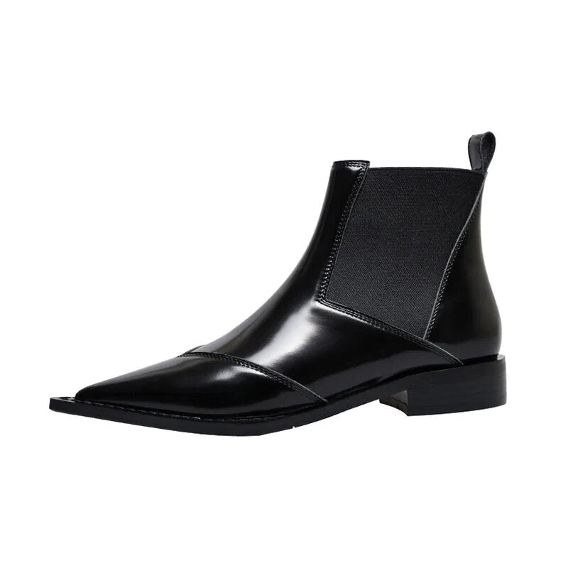 GR | Black ankle boots with a low heel for women