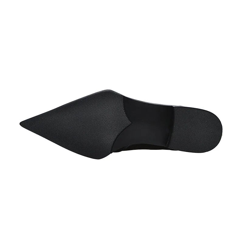 GR | Black ankle boots with a low heel for women