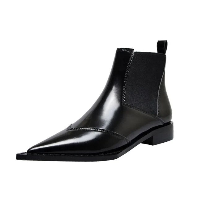GR | Black ankle boots with a low heel for women