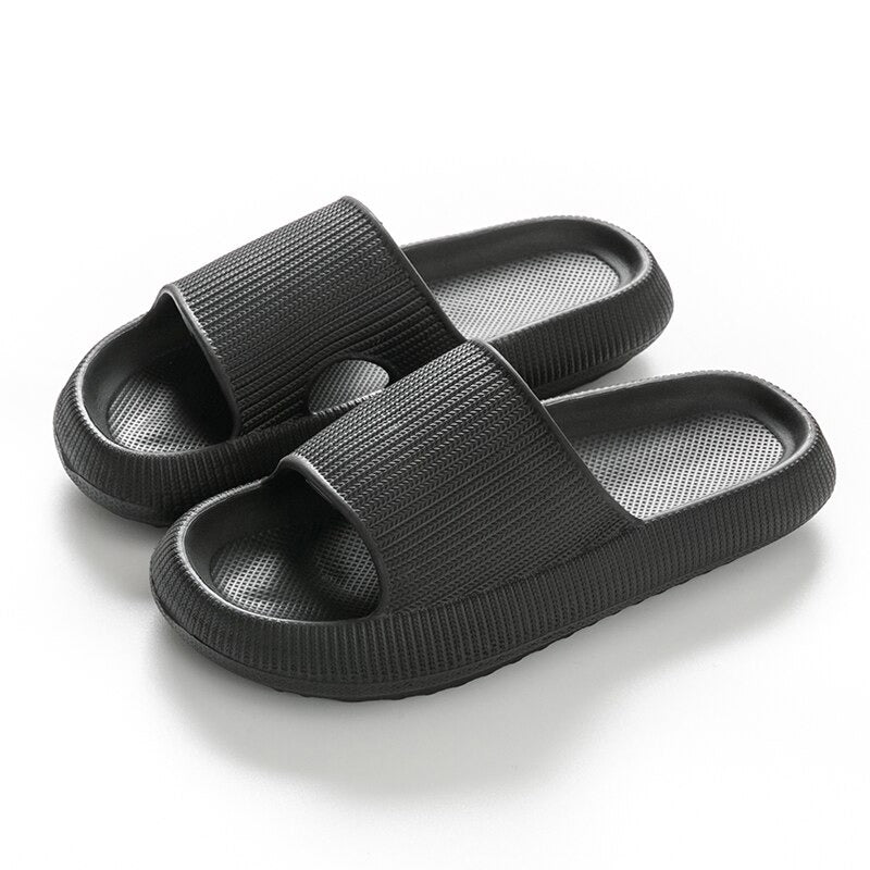 GR | Soft, comfortable slippers