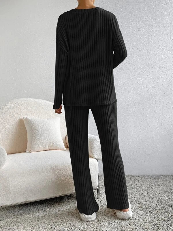 GR | Kuscheliges Strickset für Damen