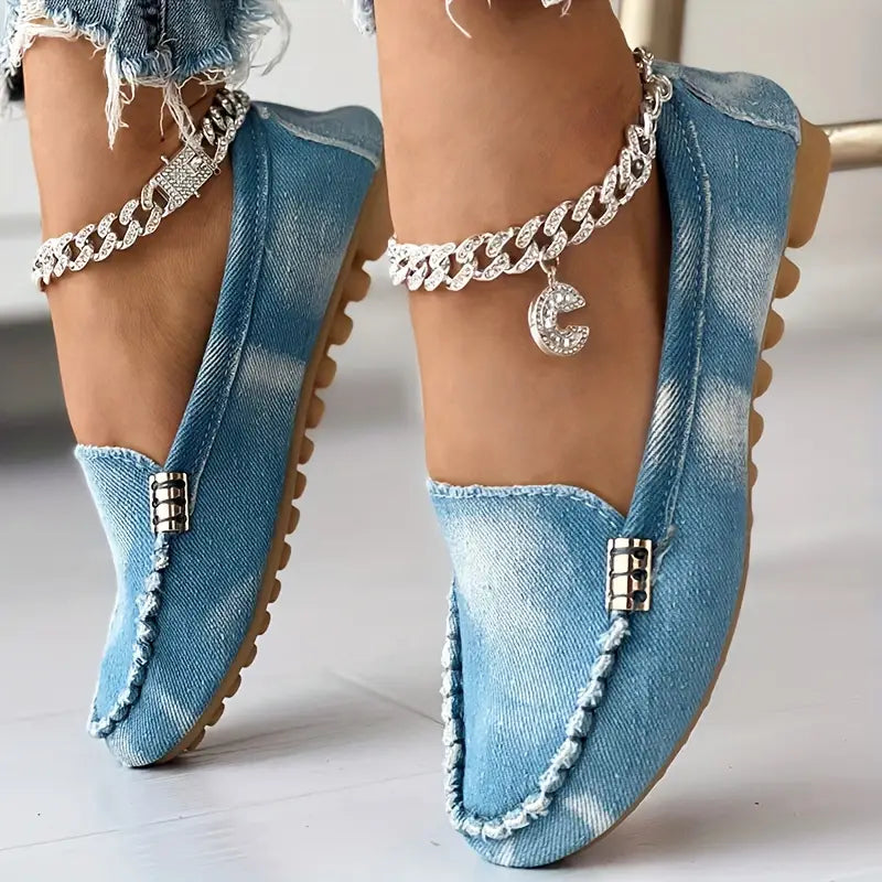 GR | with denim design and relaxed fit For women