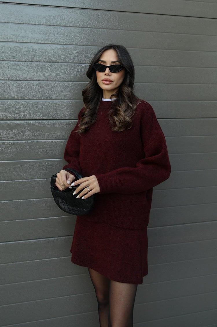 GR | 1-piece knitwear set - women's sweater and skirt with a relaxed fit