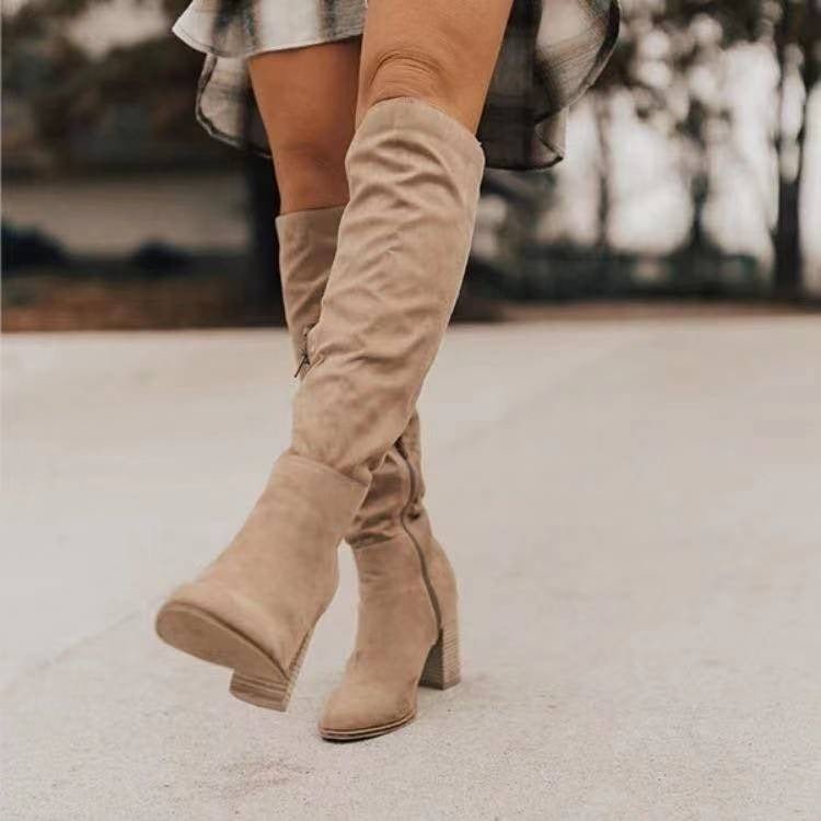 GR | Elegant knee-length boots