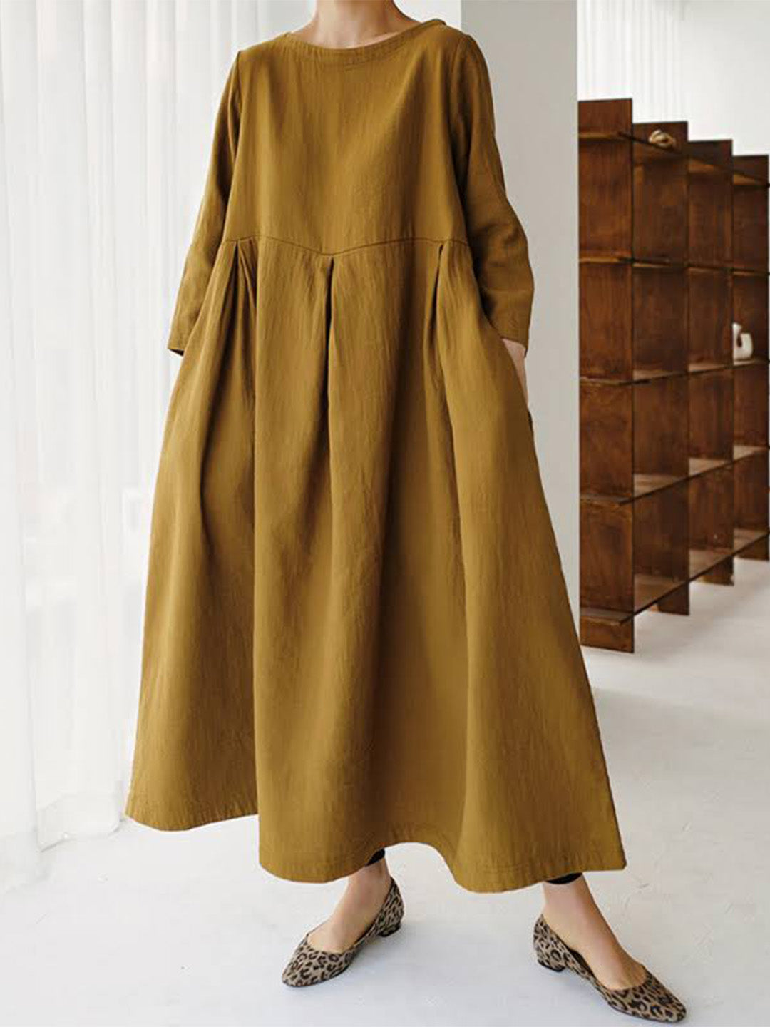 GR | Loose linen dress with side pockets