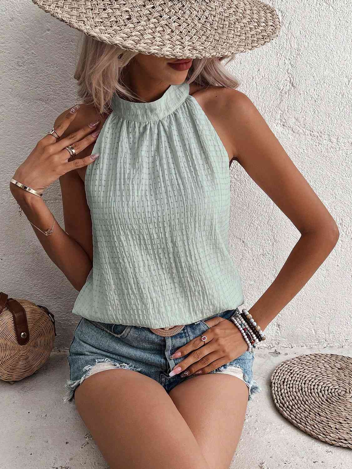 GR | Halterneck top with polka dot detail