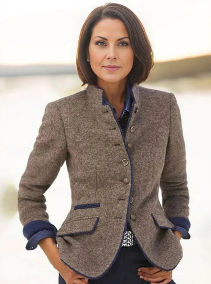 GR | Women's multi-button wool jacket with color combination