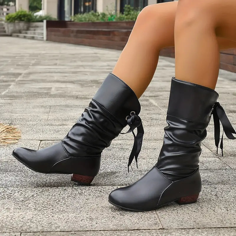 GR | Trendy women's boots with lacing and block heel up to the calf