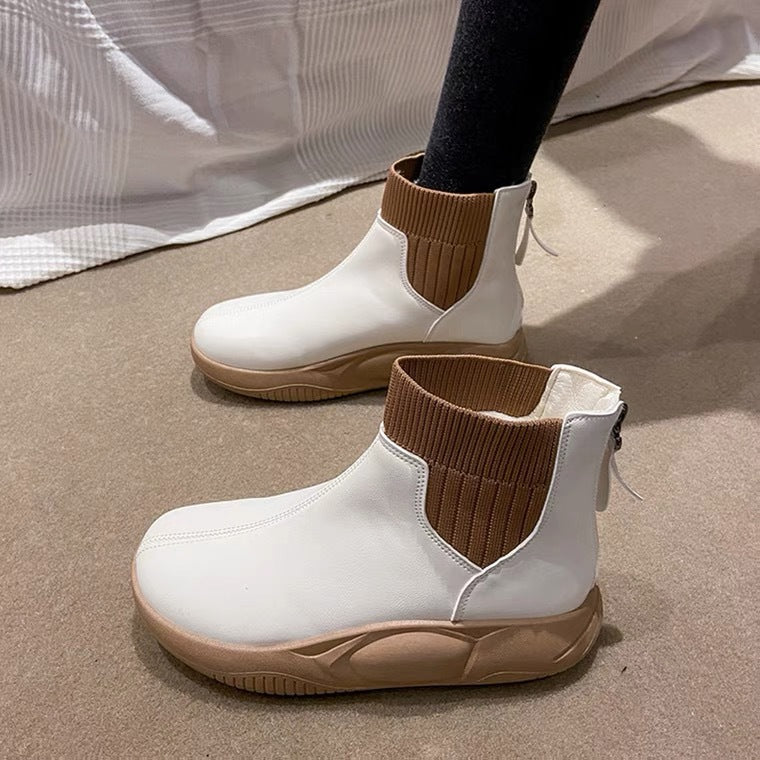 GR | Classic ankle boot with a low heel 