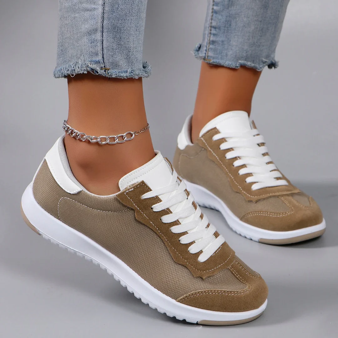 GR | Orthopedic sneakers with laces