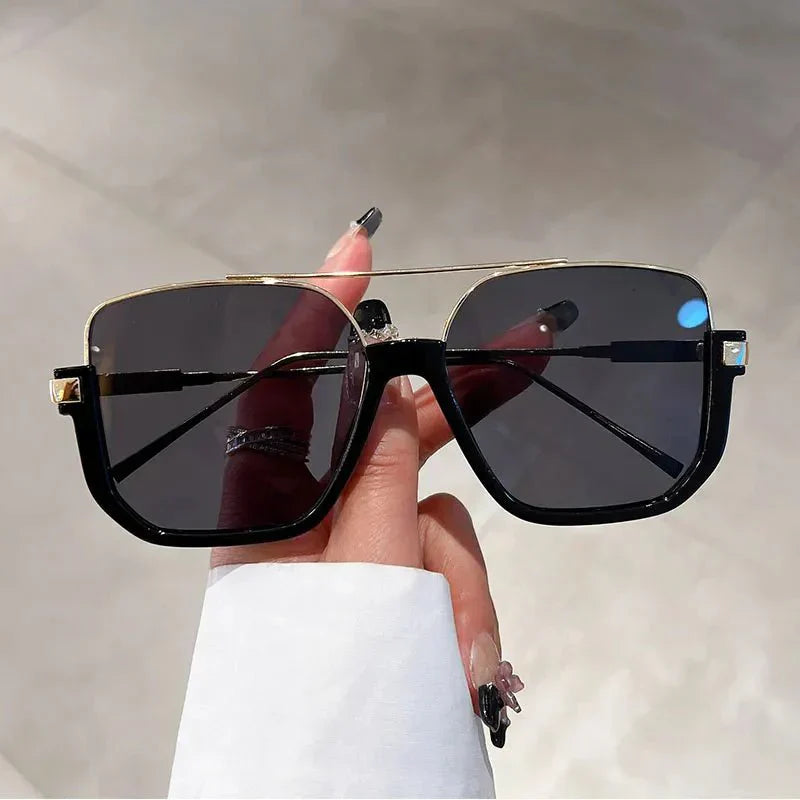 GR | Trendy UV Sunglasses