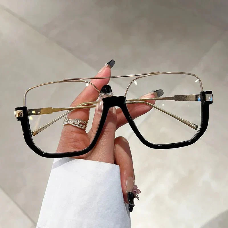 GR | Trendy UV Sunglasses