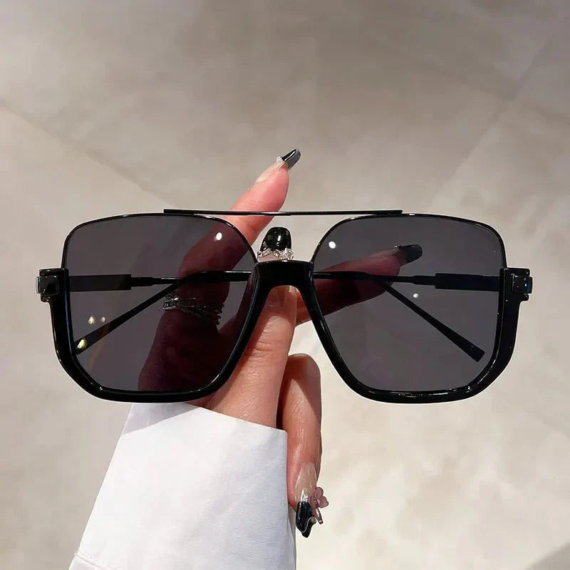GR | Trendy UV Sunglasses