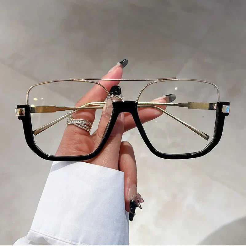 GR | Trendy UV Sunglasses