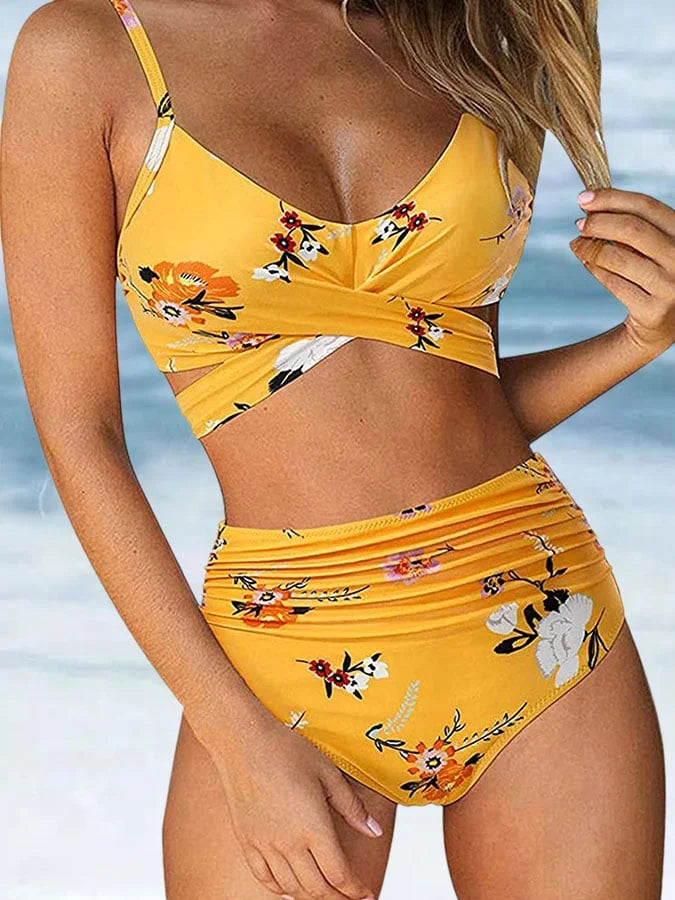 GR | Relaxing and stylish bikinis