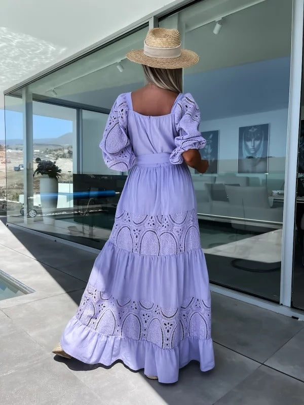 GR | Casual, loose dress with lacing and lace embroidery