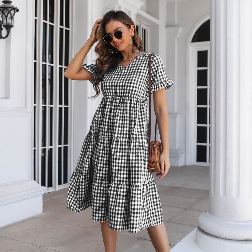 GR | Karierter Midi-Kleid mit Gestuftem Rock und Kurzen Ärmeln