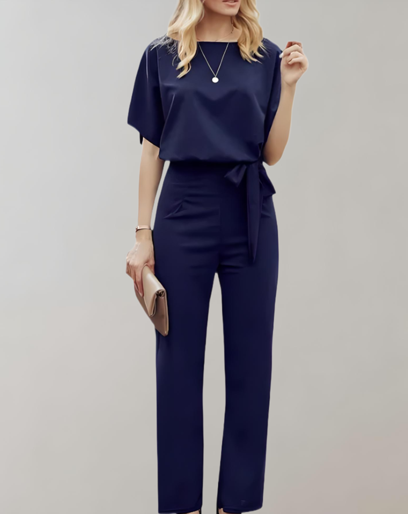 GR | Beautifully fitting jumpsuit with mid-length