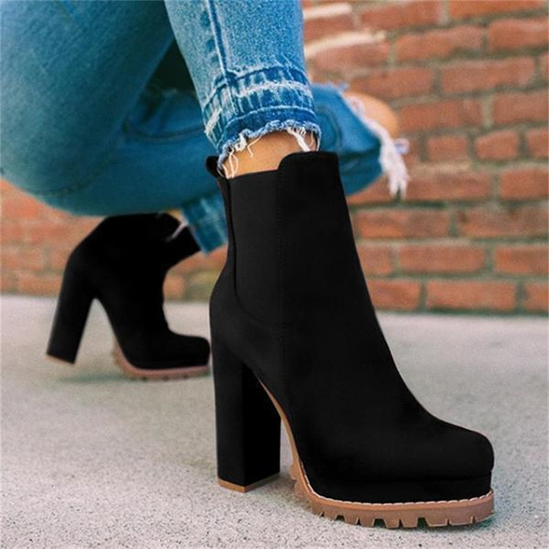 GR | Suede High Nude Heel