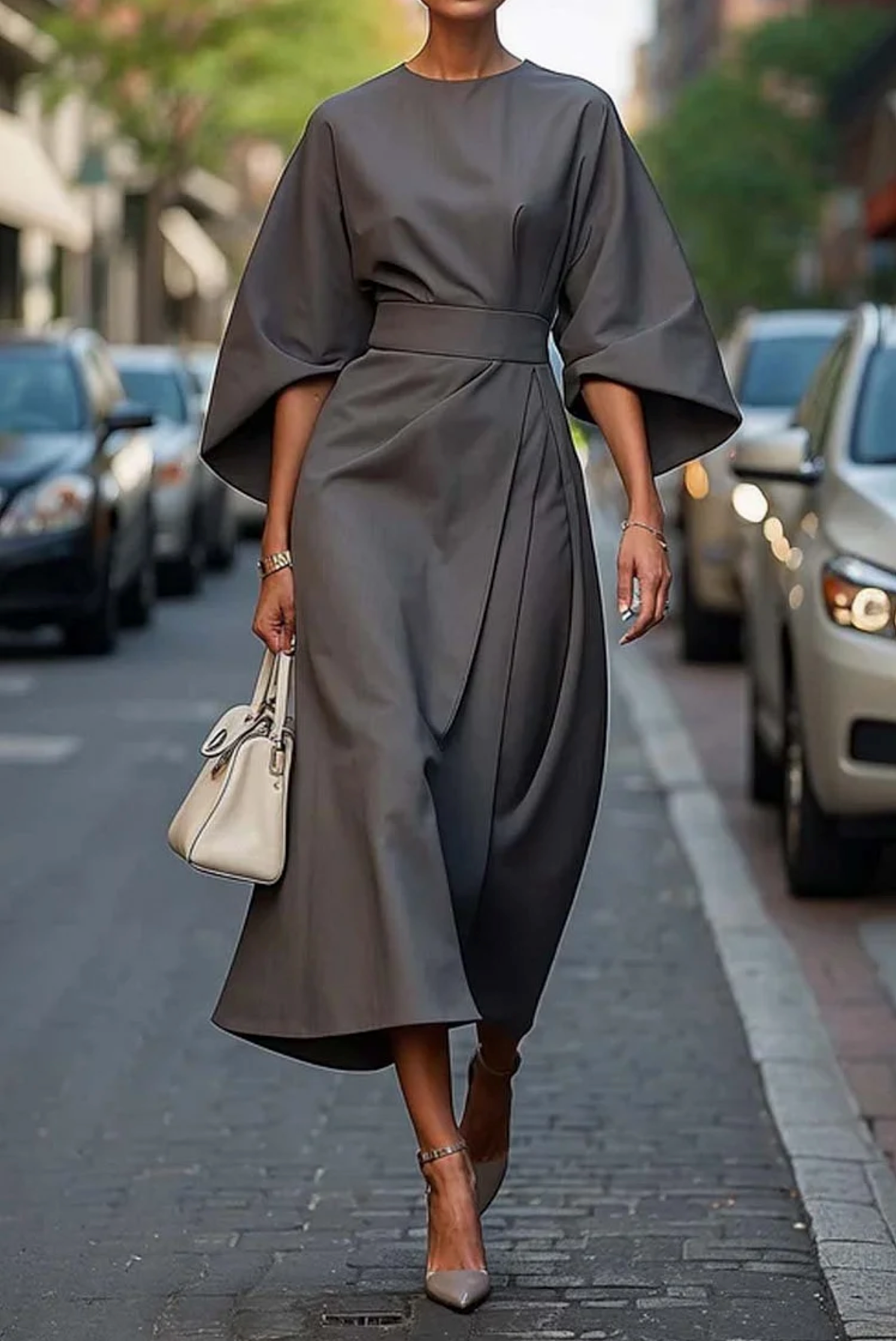 GR | Elegant flowing dress