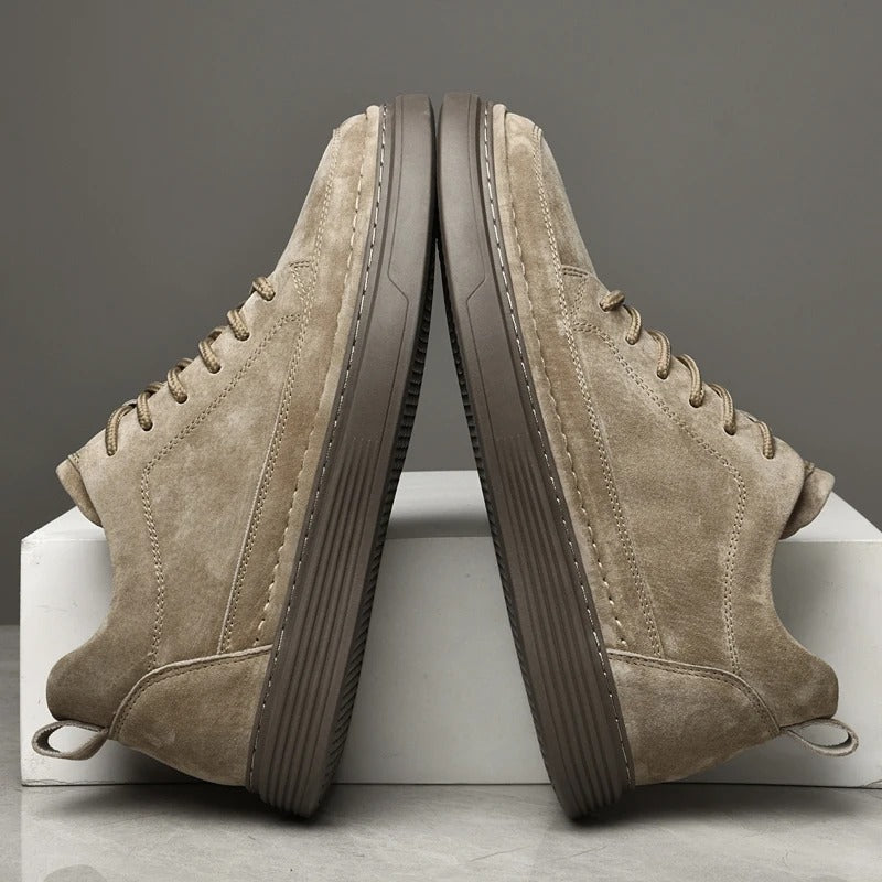 GR | Suede low top sneakers