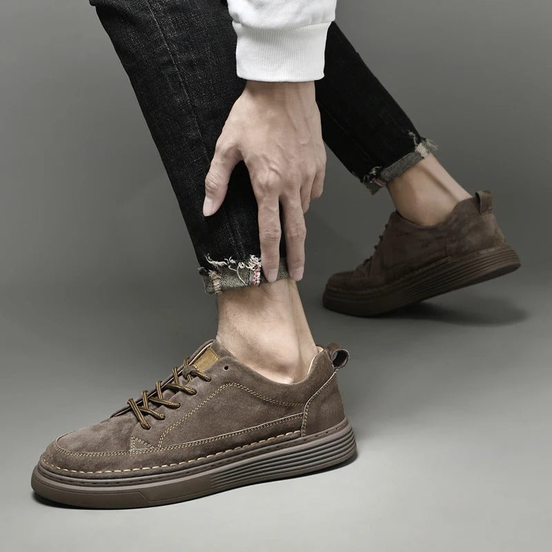 GR | Suede low top sneakers
