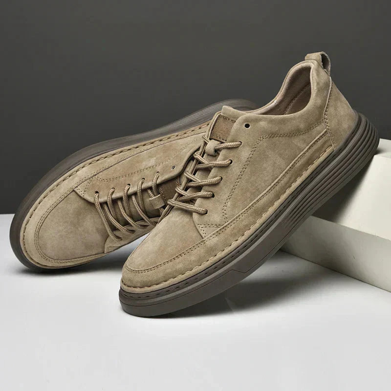 GR | Suede low top sneakers